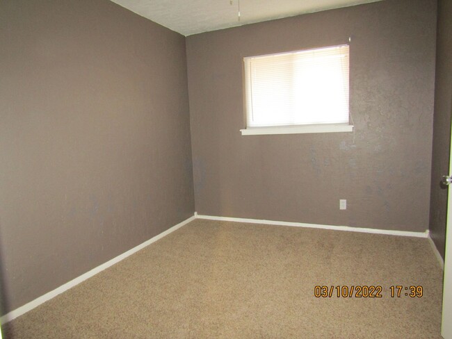 Building Photo - Pets Negotiable ! with homeowner approval