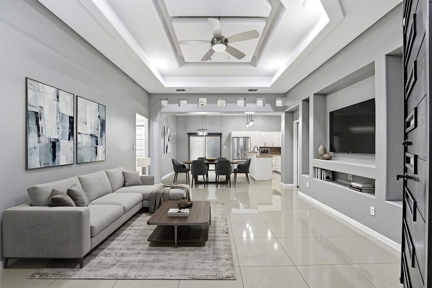 Building Photo - 4000 S Las Nubes St