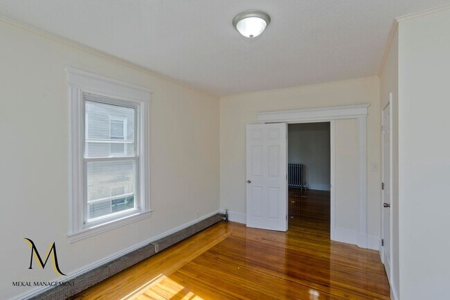Building Photo - 20 Sachem St