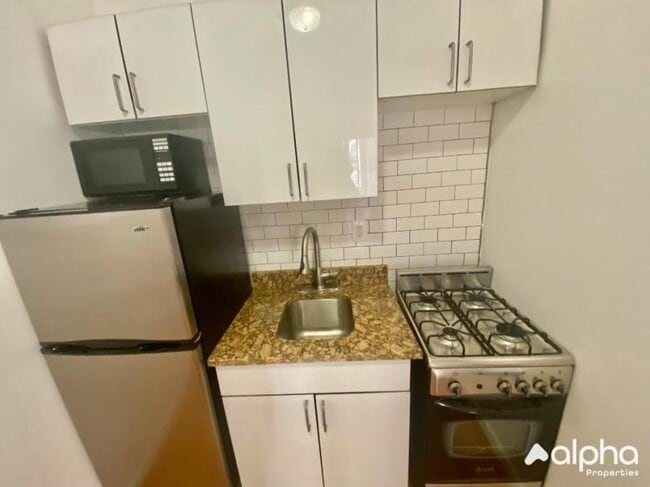 Building Photo - 2 bedroom in NEW YORK NY 10029