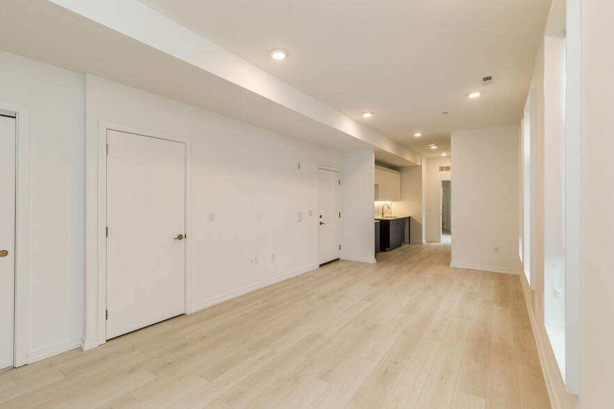 Building Photo - 1247 N 27th St