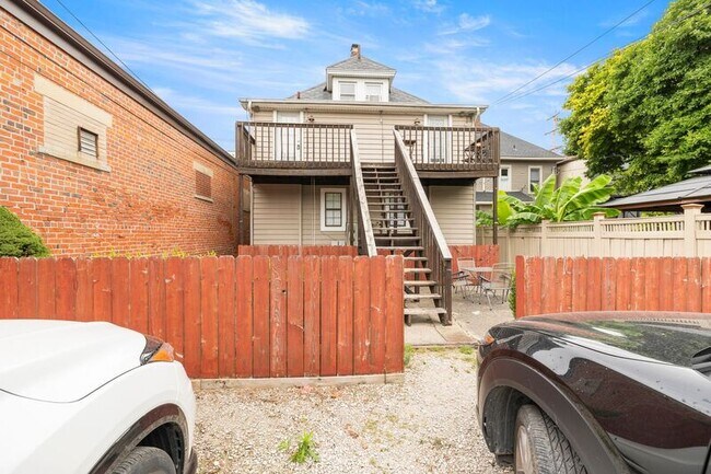 Building Photo - 285-287 E Whittier St
