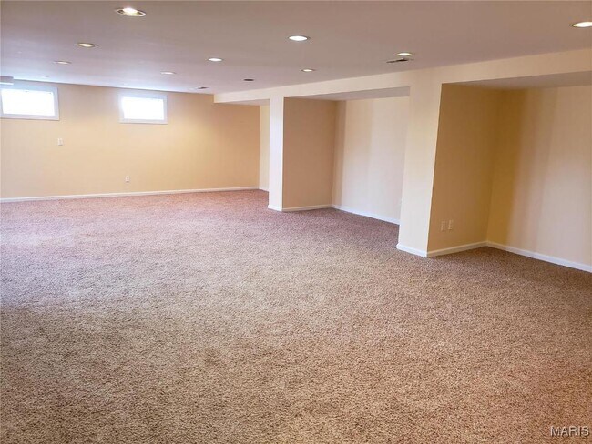 Building Photo - 803 Clayworth Dr