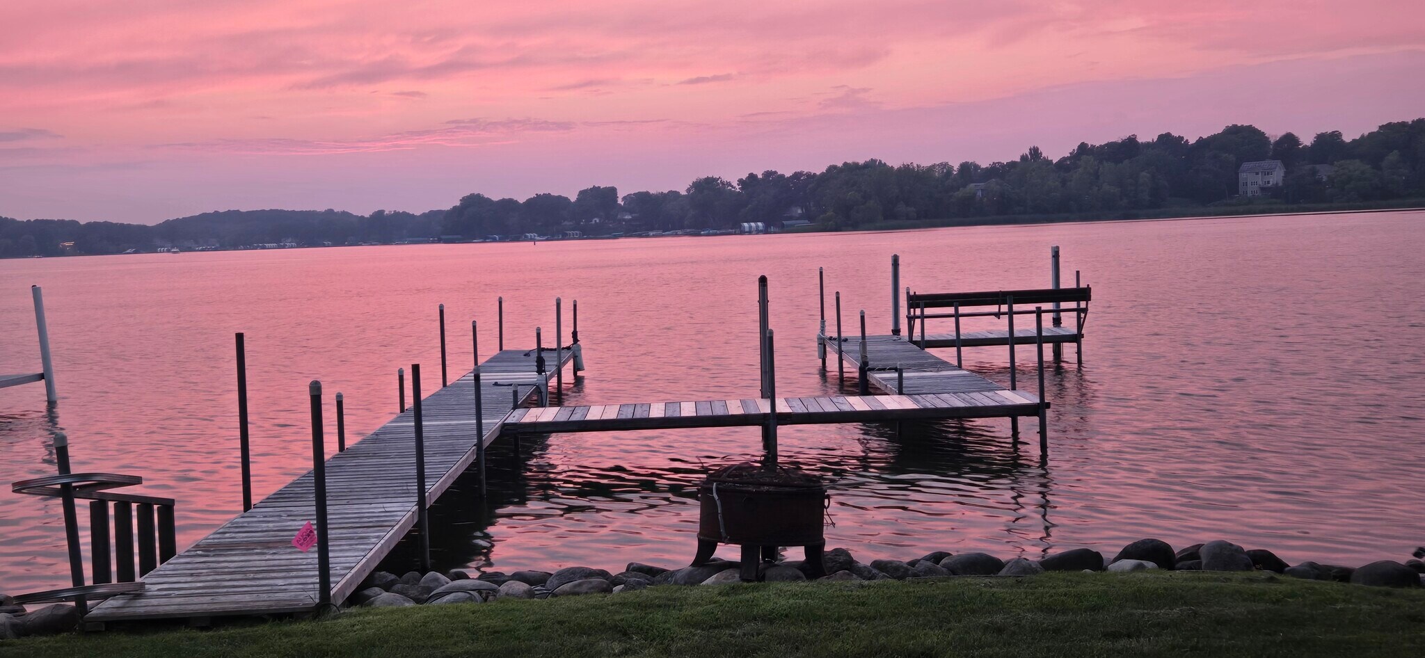 Sunset over the lake - 2003 Arbor Ln