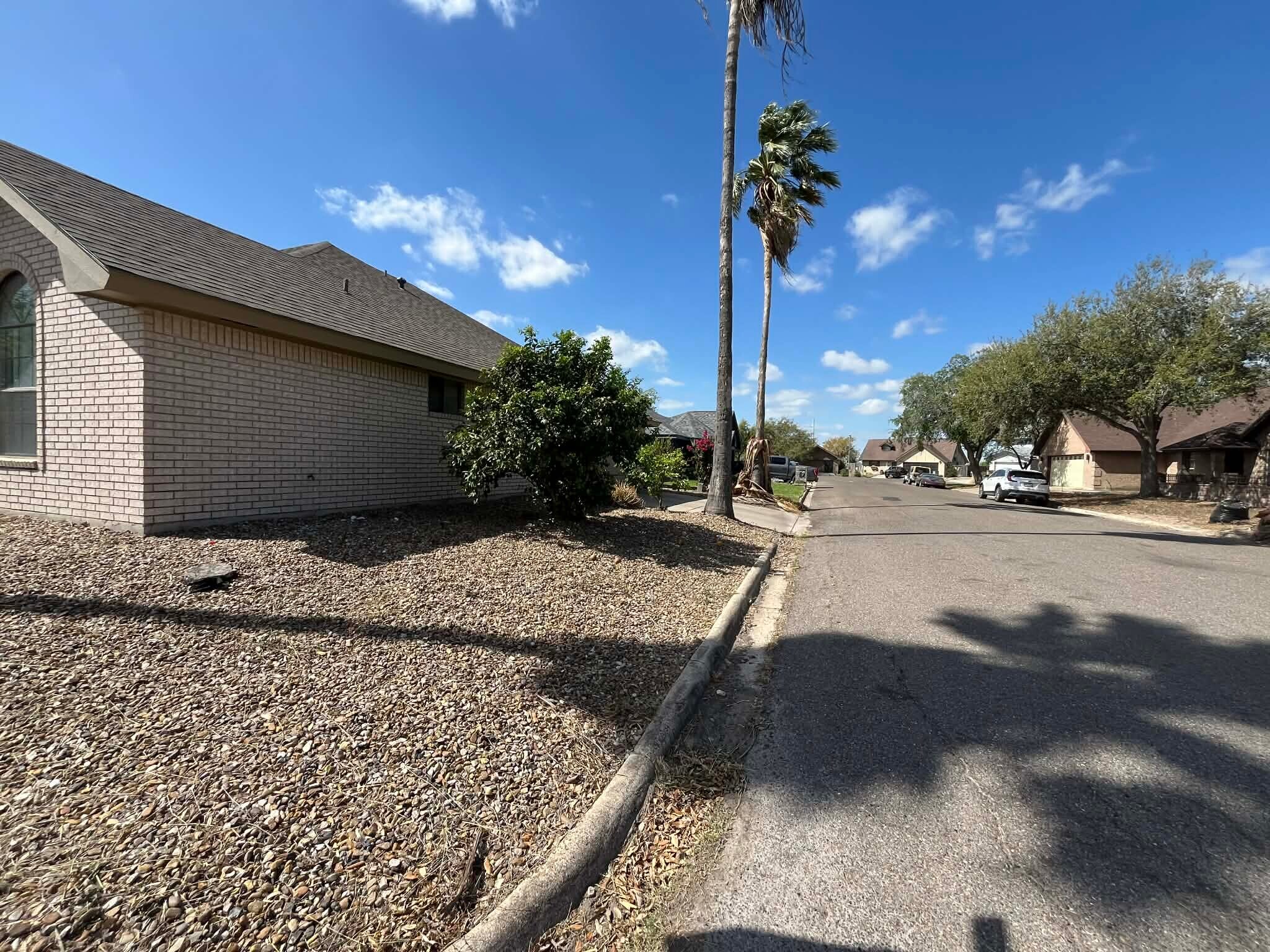 Building Photo - 1601 Debby Ln