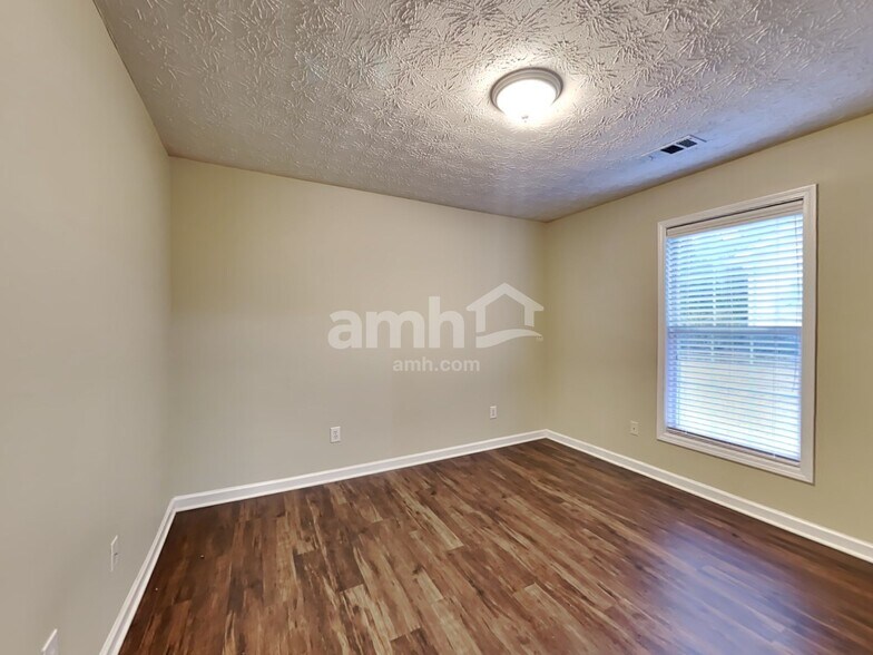 Building Photo - 3270 Hampton Trace Ct