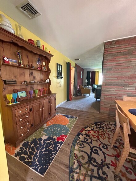 Building Photo - 226 South St