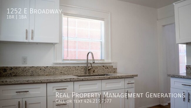 Building Photo - 1252 E Broadway-