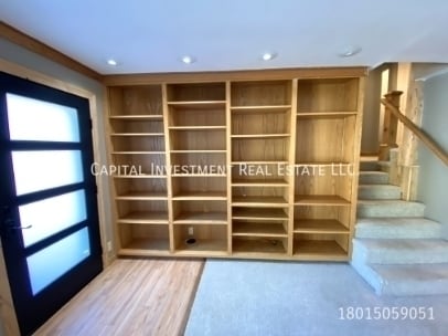 Building Photo - 290 Aspen Dr