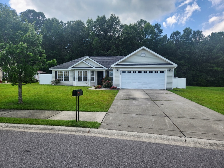 Primary Photo - 2803 Green Pond Cir