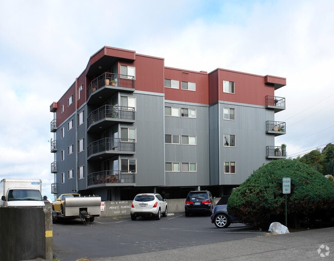 Building Photo - Triton Terrace
