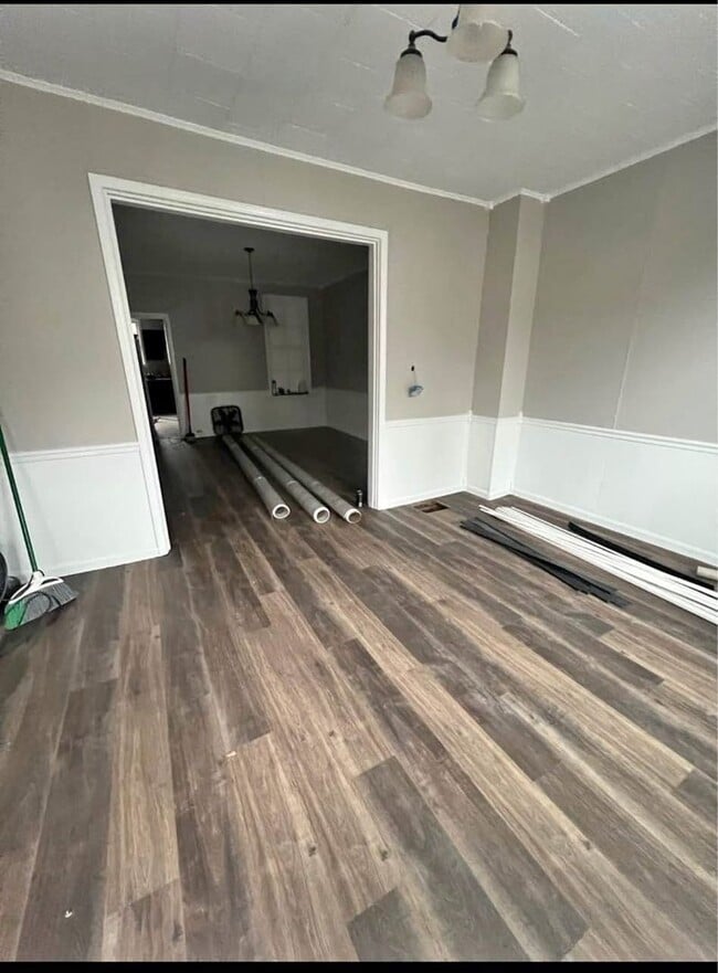 Building Photo - Coming soon!!!  Beautiful 3 Bedroom 1 and 1/2 Bathroom