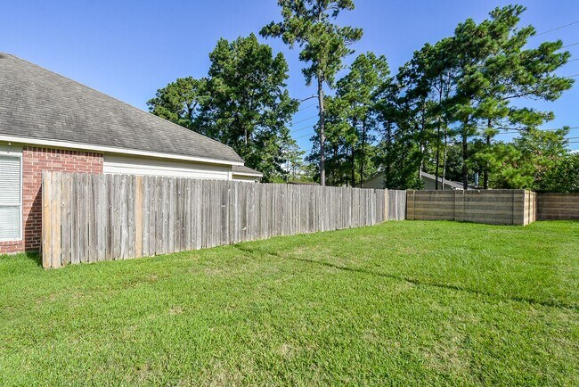 Building Photo - 9235 Black Tooth Way