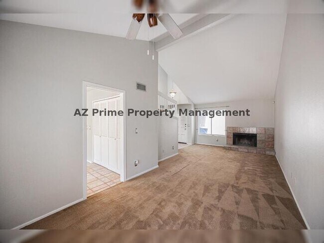 Building Photo - 1650 N Ventura Ln