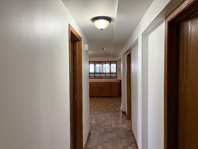 Building Photo - 5347 W 53rd Pl