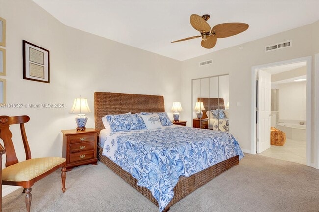 Building Photo - 5051 N Hwy A1A