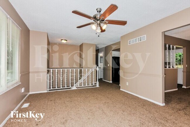 Building Photo - 2 Novella Dr