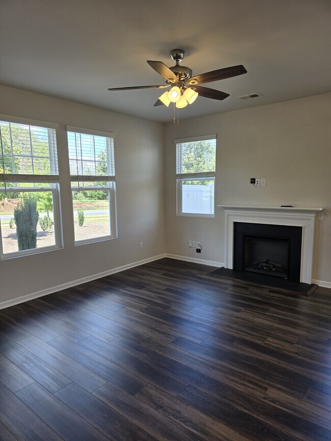 Building Photo - 1118 Glen Marley Dr