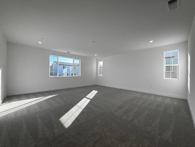 Building Photo - 2848 Dapper St