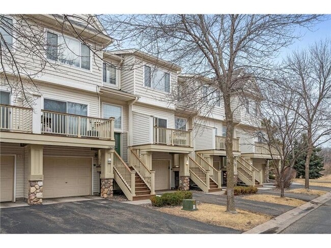 Building Photo - 13840 54th Ave N