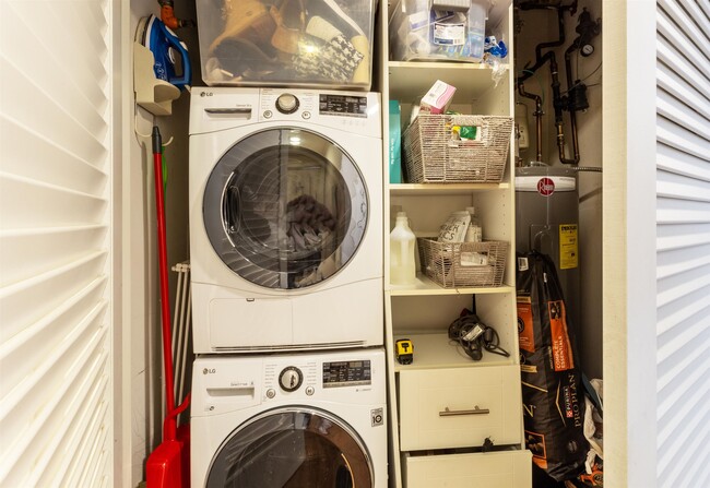 Building Photo - 201 Marin Blvd