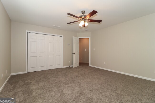 Building Photo - 2 Wingfoot Trail