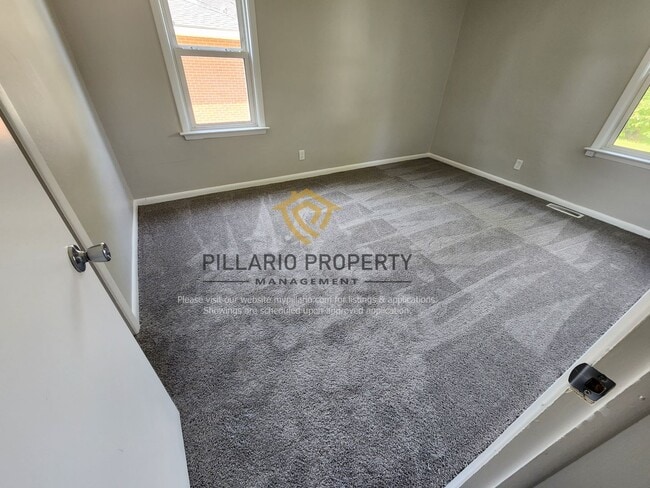 Building Photo - Newly Renovated, 3 Bedroom, 1 Bathroom Hom...