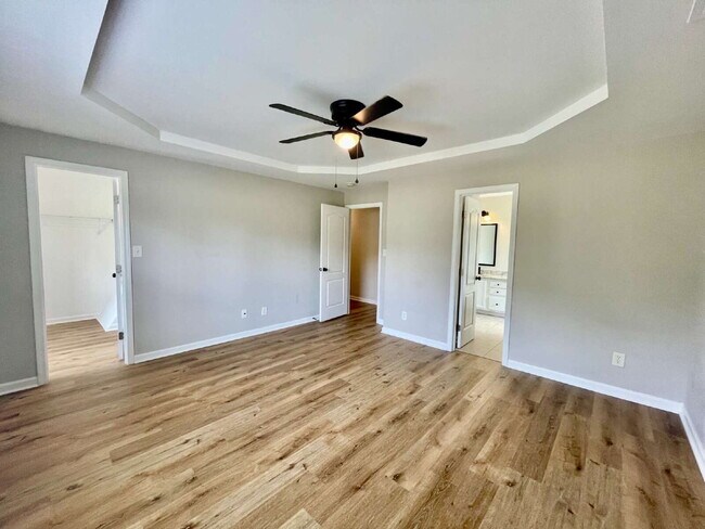 Building Photo - 3-Bed, 2 And A Half Bath Haven With Bonus ...