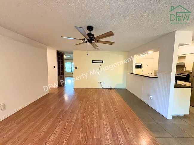 Building Photo - Charming 3-Bedroom Home for Lease in Arlington