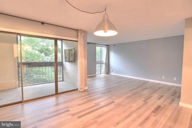 Building Photo - 1578 Moorings Dr