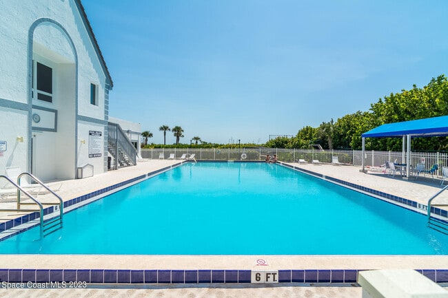 Building Photo - 1000 Ocean Park Ln