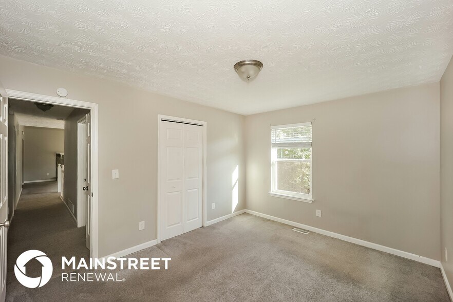 Building Photo - 5120 Cochran Dr