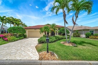 Building Photo - 9341 White Hickory Ln