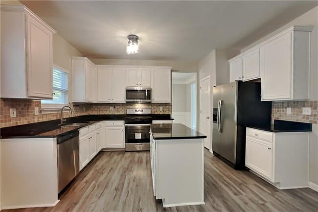 Building Photo - 1420 Rocky Shoals Ln