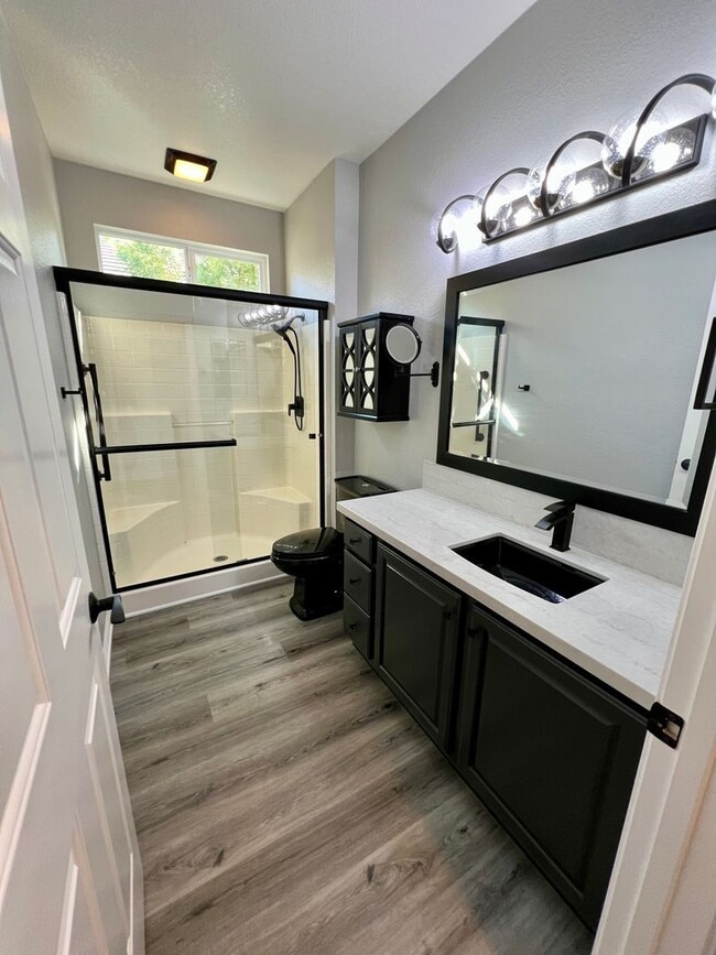 Building Photo - Gorgeous Sun City Lincoln Home