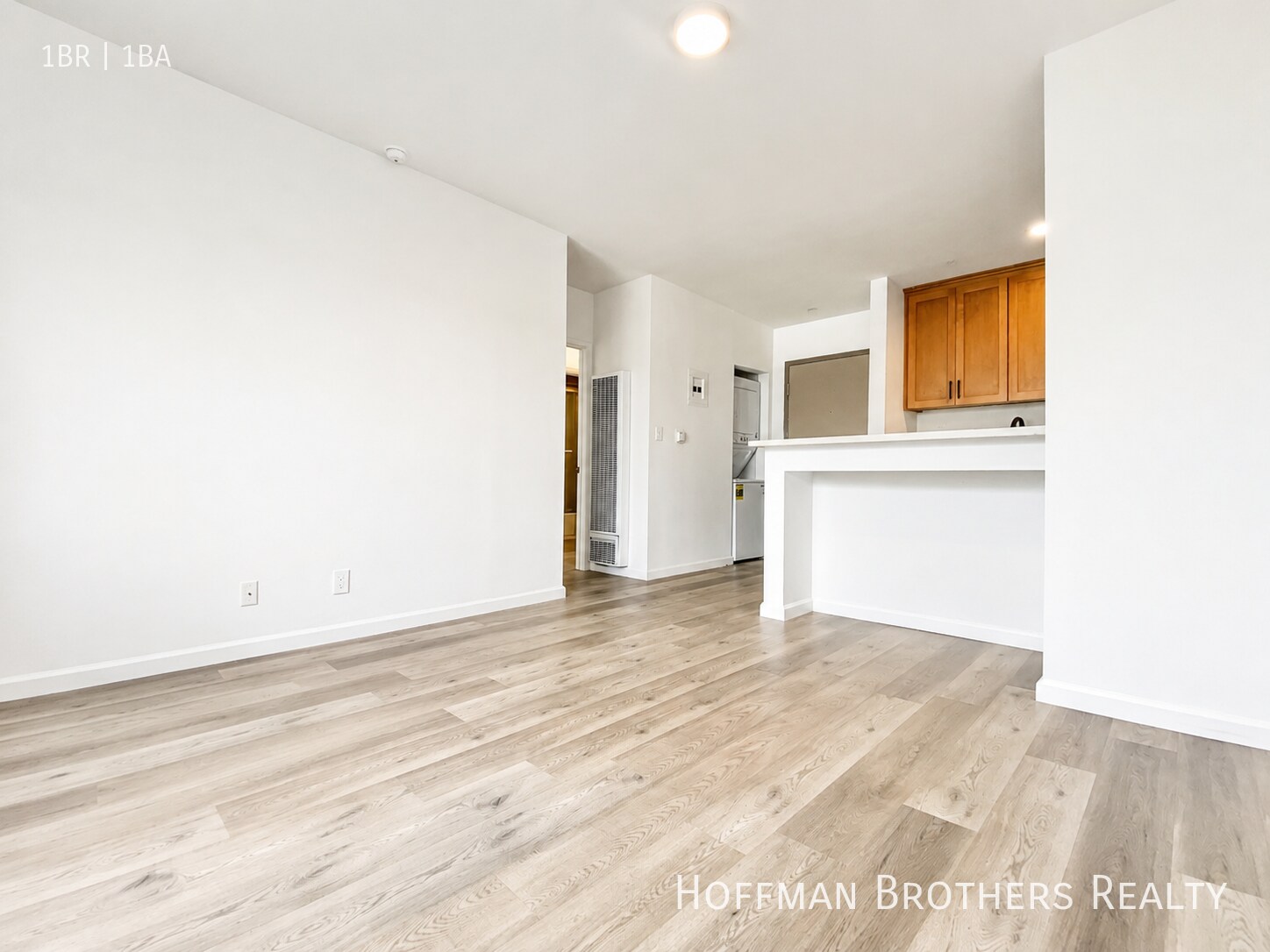 Building Photo - 1240 S Bronson Ave
