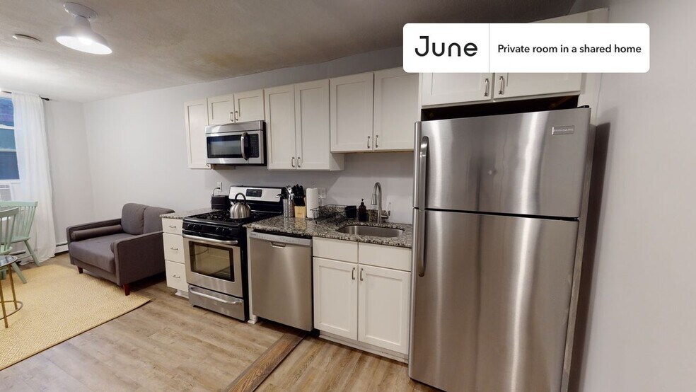 Building Photo - Room in Shared 3 bed/1 bath home in North End