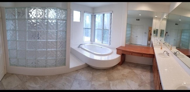 Building Photo - 22615 Summerfield