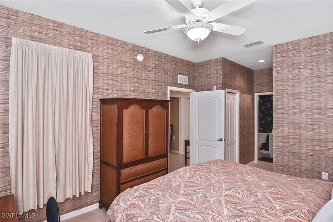 Building Photo - 3830 Sawgrass Way