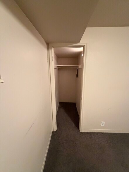 Building Photo - 1427 Federal Way