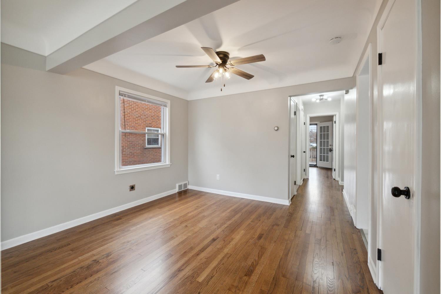 Building Photo - 206 Catalpa Dr