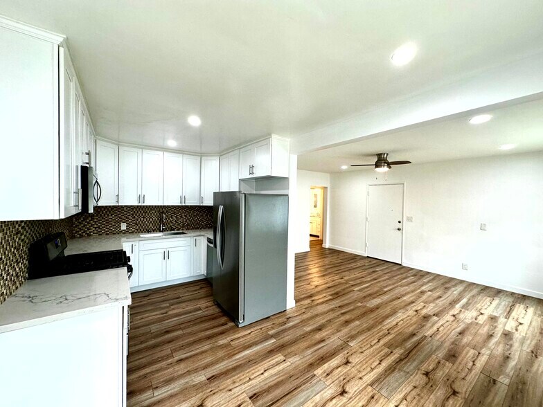 Building Photo - 5723 Tilden Ave