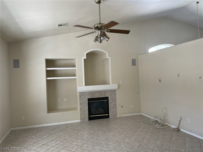 Building Photo - 1319 Winter Solstice Ave