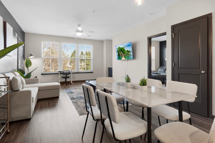 Building Photo - 1540 Dunn Rd