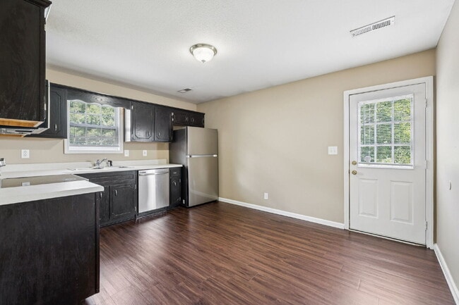 Building Photo - 269 A EXECUTIVE AVE, CLARKSVILLE, TN 37042