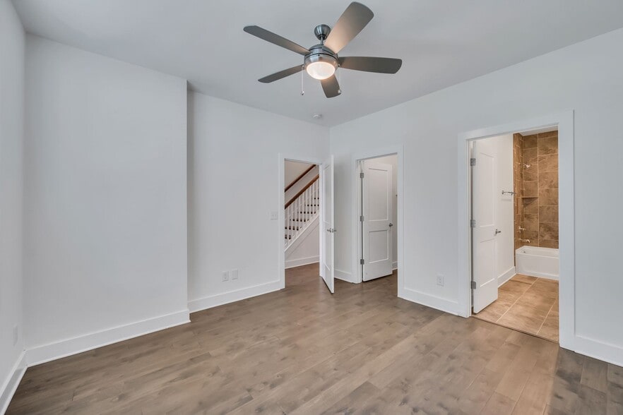 Building Photo - 504 Vernon Cir