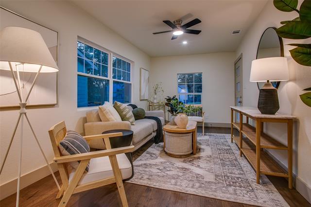 Building Photo - 1122 Wilbur St