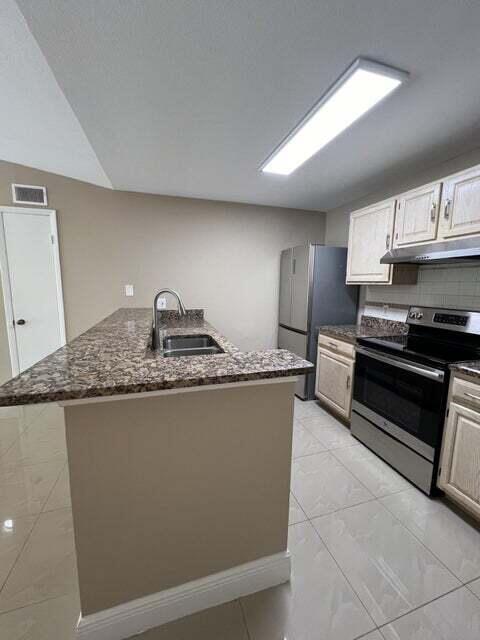 Building Photo - 1845 Palm Cove Blvd