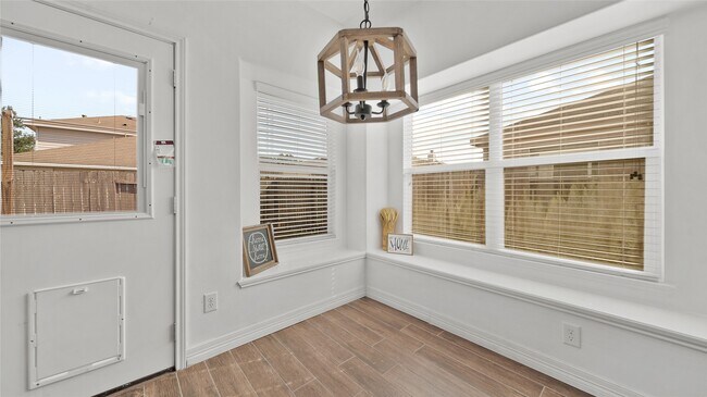 Building Photo - 6439 Brimridge Ln