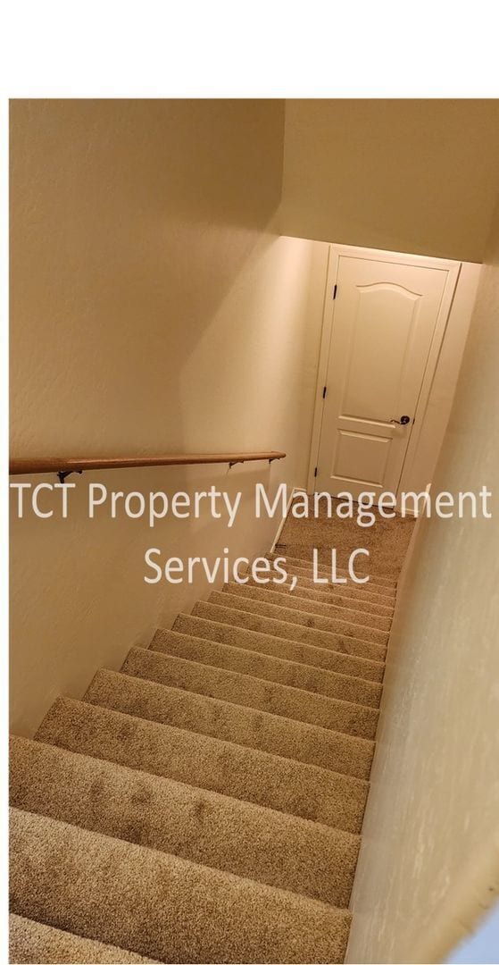 Building Photo - Beautiful 3 Bedroom Townhome Gated Gilbert Community!